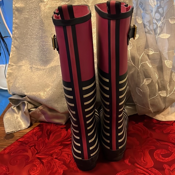 Joules Blue and pink Rubber Striped Rain Boots T-welleyprint wore a few time - Picture 4 of 6